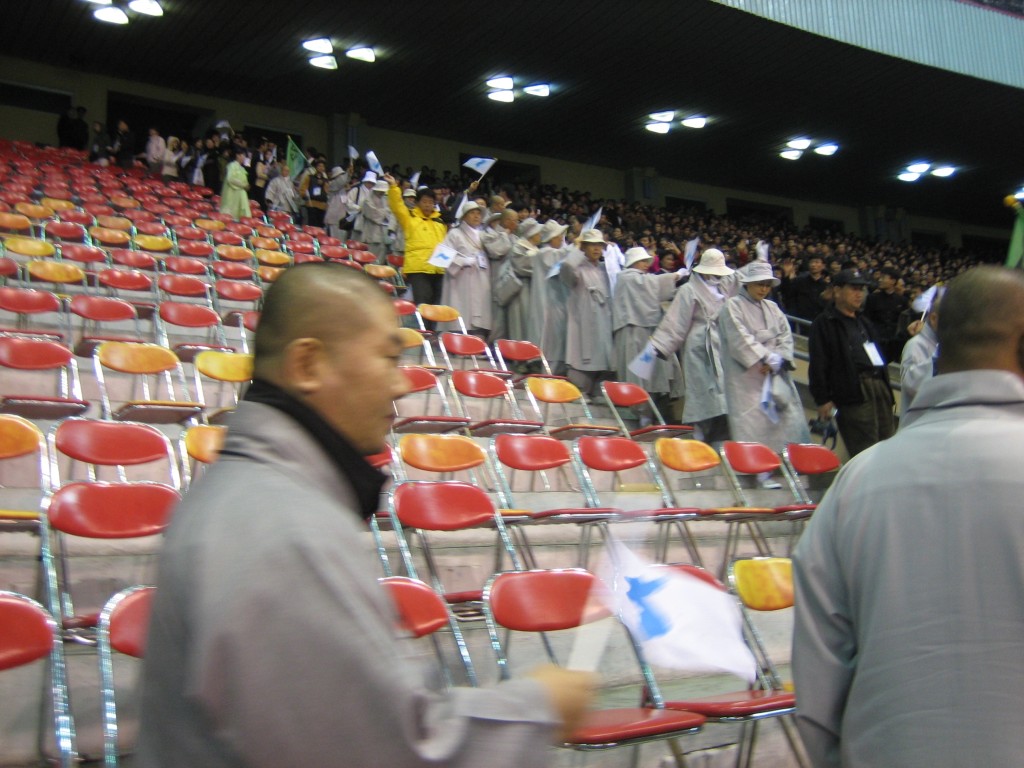 dprk-0784-B-mass games south koreans